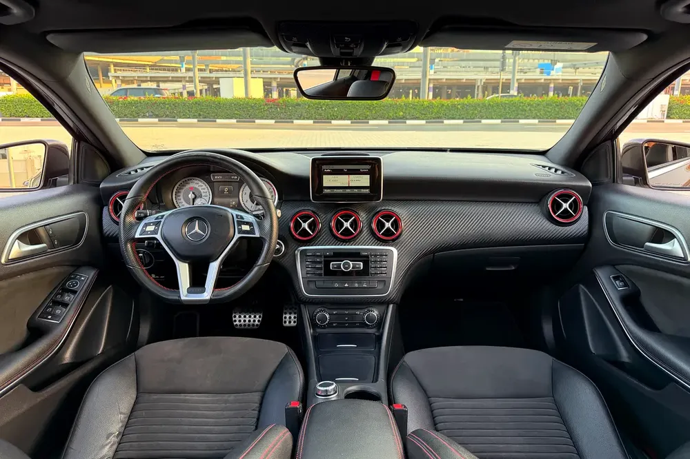 MB Service History / Single Owner | Mercedes Benz A250 Sport 2015 GCC Specifications - Image 8