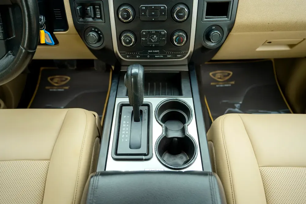 Expedition XLT | GCC Specs | REF#F45912 - Image 18