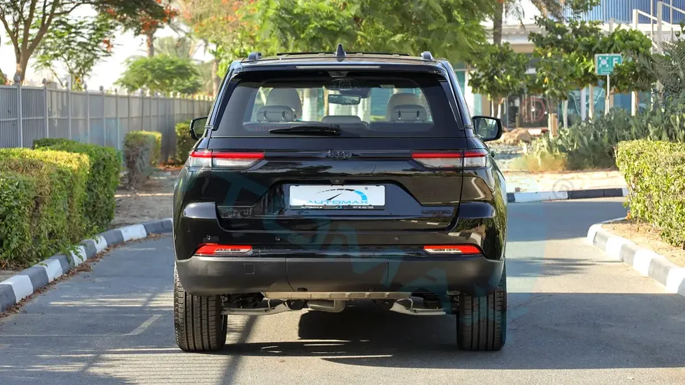 2025 Jeep Grand Cherokee Limited Plus Luxury V6 3.6L 4X4 GCC 0Km With 3 Years Warranty Or 60,000 Km - Image 6