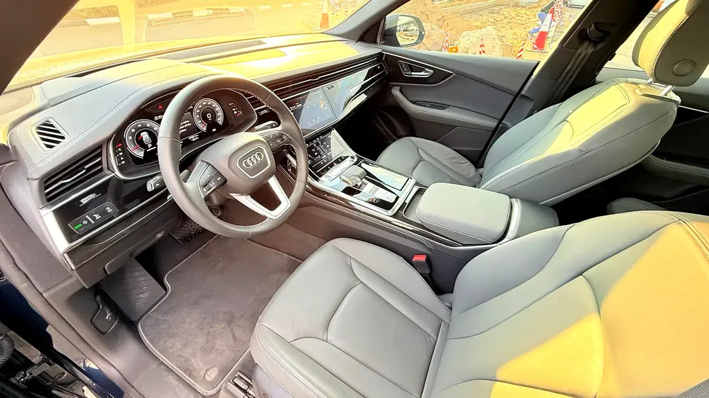 AUDI WARRANTY 2028 UNLIMITED KMS /  SERVICE PACKAGE TILL 2030 OR 75,000 KMS | 3.0L 55 TFSI - Image 9