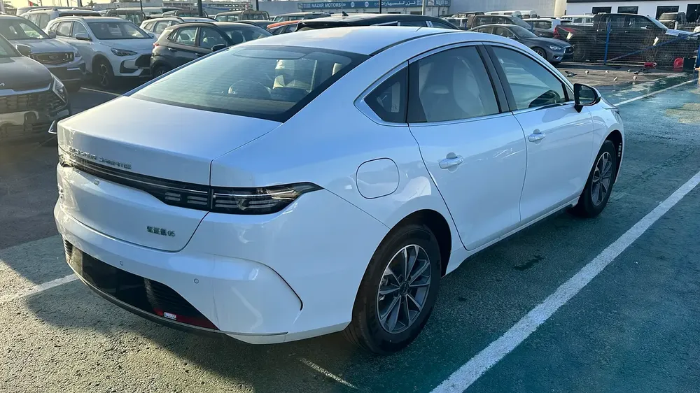 2025 BYD Destroyer 05 120 Luxury Edition - Chinese Specs - Image 4