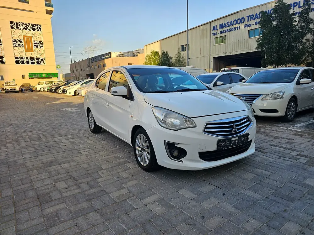 Mitsubishi Attrage GLX Medium Line 2018 - GCC Specs - Excellent Condition! - Image 4