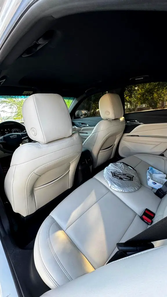 2023 Cadillac CT4 Luxury | GCC Specs | Low Mileage - Image 6