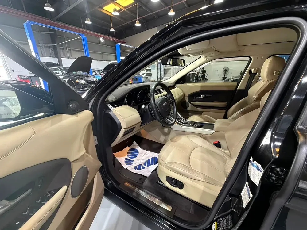 2016 Land Rover Range Rover Evoque Pure Plus | GCC Specs - Image 9