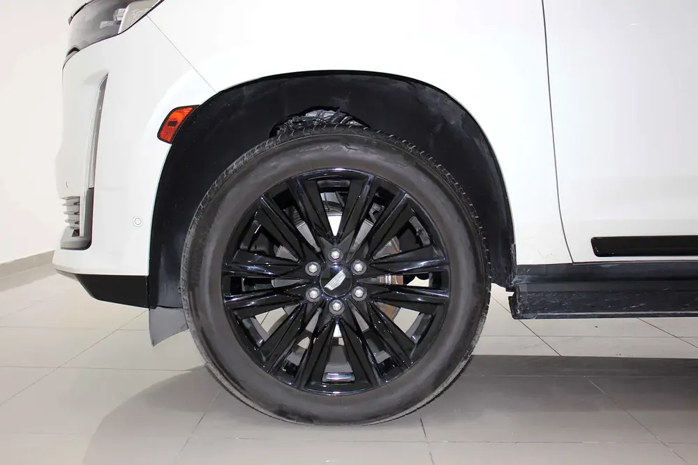 Escalade 6.2L Sport Platinum Bucket Seats - Image 6