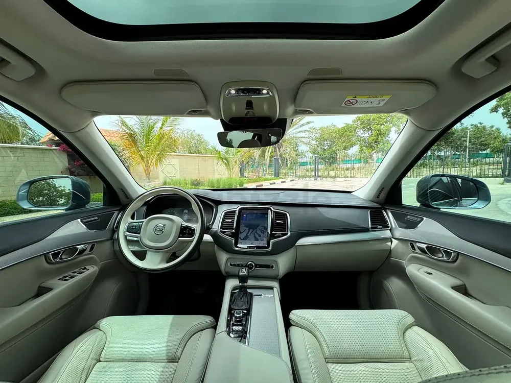 GCC 2016 Volvo XC90 T6 AWD – Clean, Well Maintained  Luxury SUV - Image 16