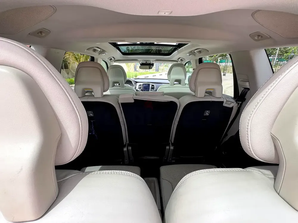 GCC 2016 Volvo XC90 T6 AWD – Clean, Well Maintained  Luxury SUV - Image 17