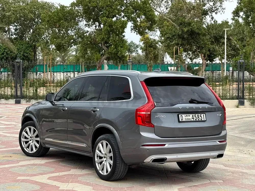 GCC 2016 Volvo XC90 T6 AWD – Clean, Well Maintained  Luxury SUV - Image 4