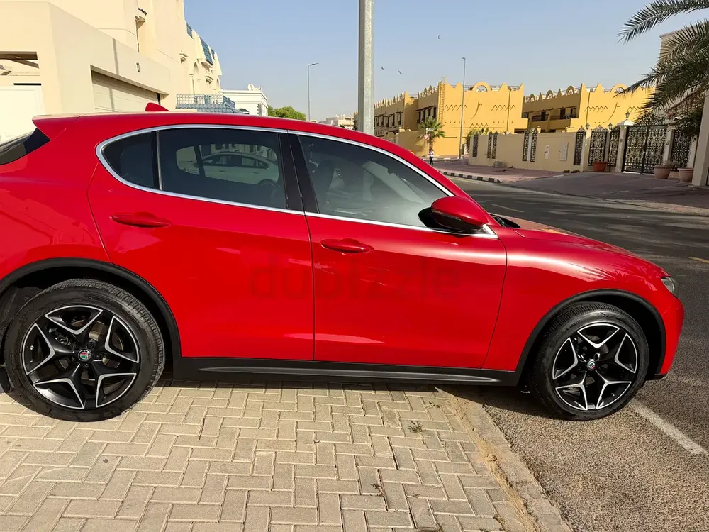 Alfa Romeo Stelvio Competizione 2018 GCC Specs - Image 10