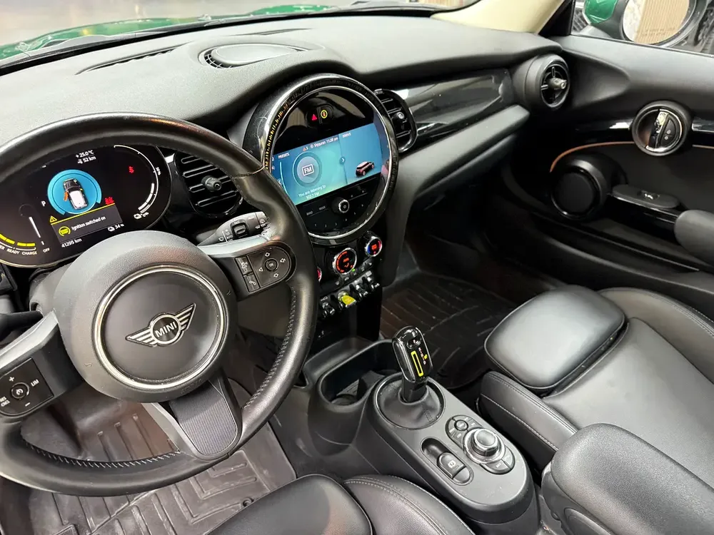 Mini Cooper electric 2023 - Image 12