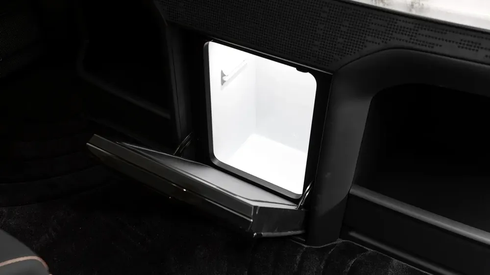Zeekr 009 Grand - 2025 - Chinese Specs - Image 14