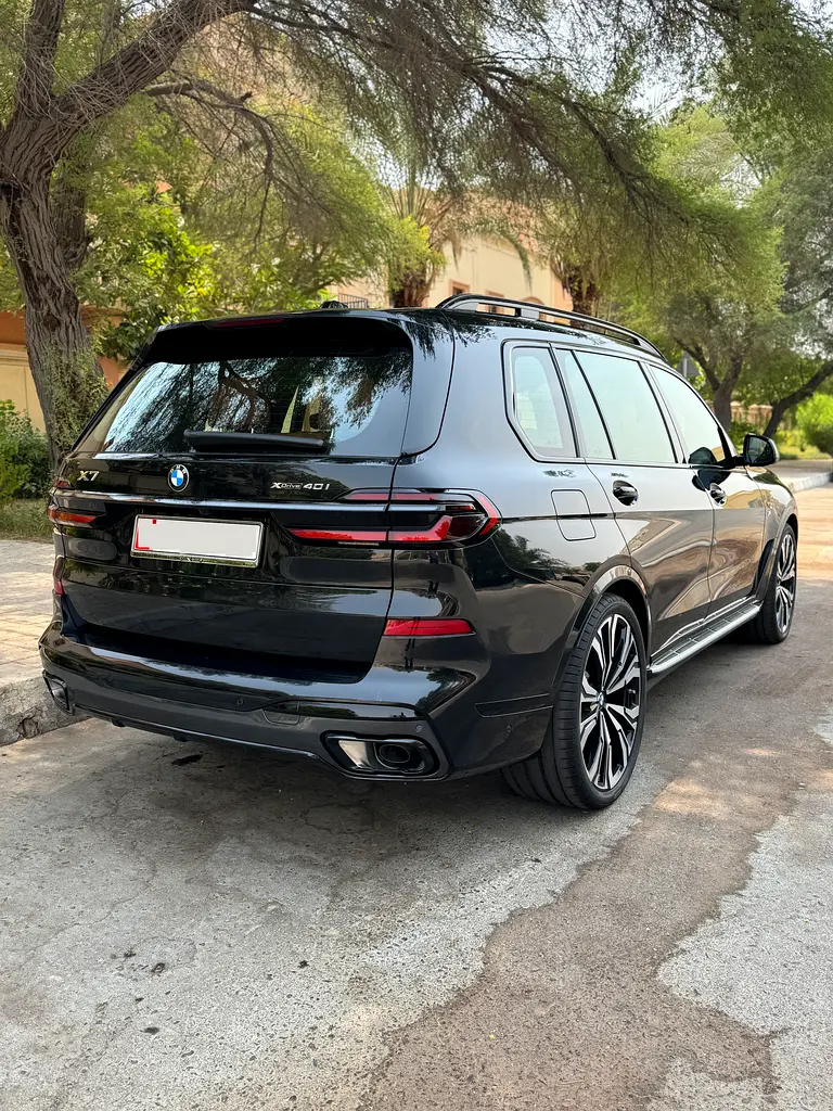 BMW X7 40i M sport , 2026 , 5 years service warranty - Image 5