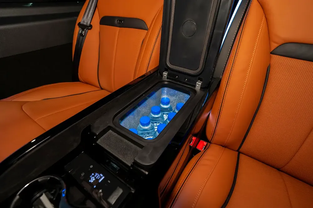NEW ARRIVAL 2026 MODEL VIP MERCEDES GCC V300 with ADDITIONAL REAR AC - 2 Years Warranty by VLINE - Image 16