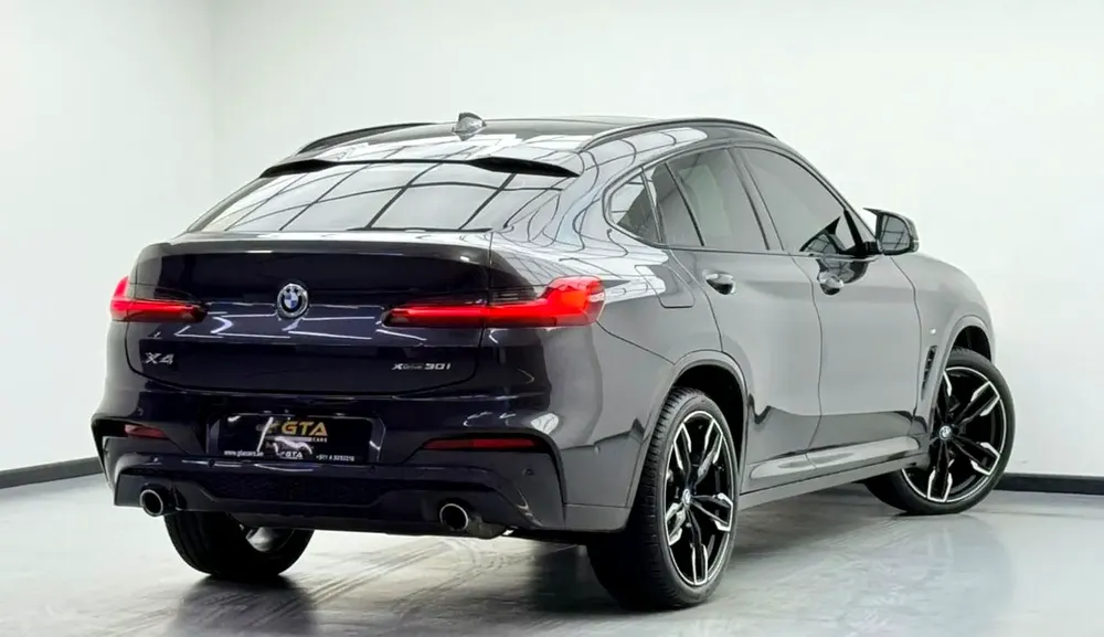 2021 BMW X4 xDrive30i M-Sport, Warranty, Full BMW Service History, Excellent Condition, GCC - Image 4