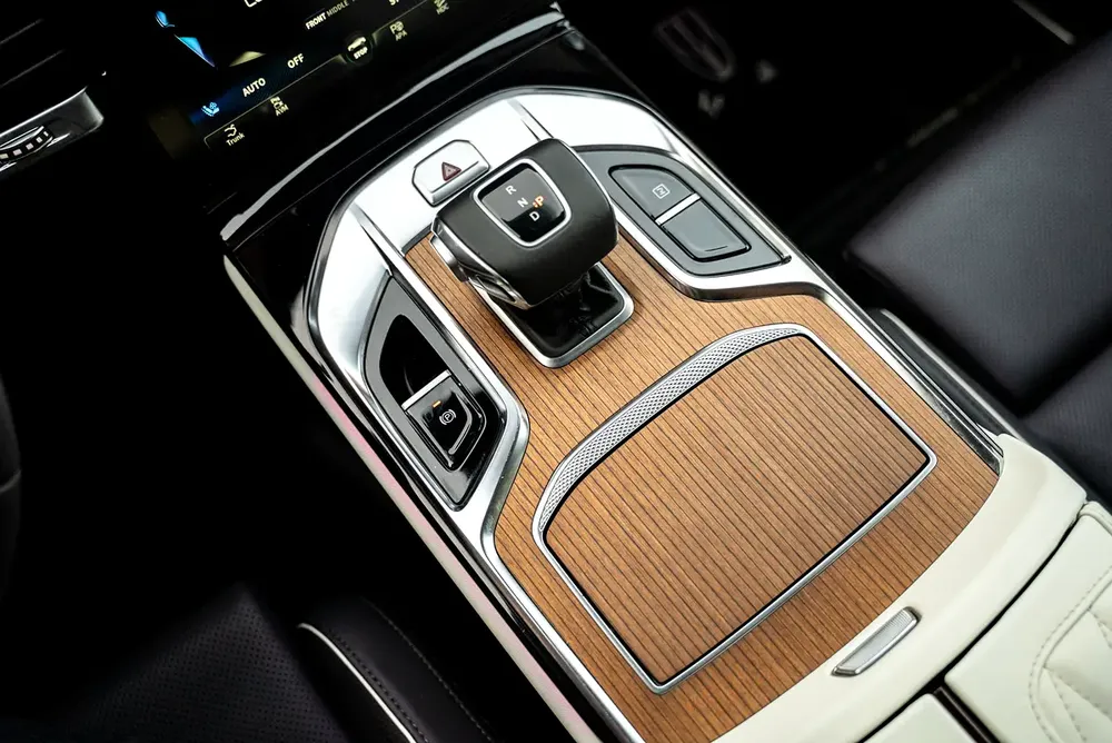 Hongqi E-HS9 Deluxe 2022 Agency Warranty Full Service History GCC - Image 12