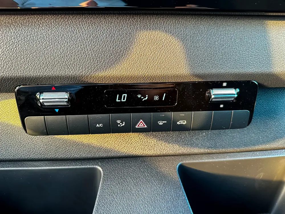 Mercedes Benz Sprinter EXTRA LONG - Image 13
