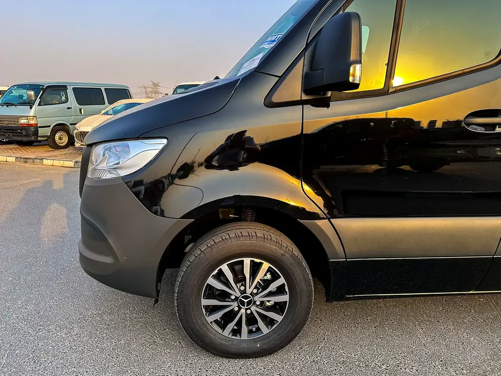 Mercedes Benz Sprinter EXTRA LONG - Image 20