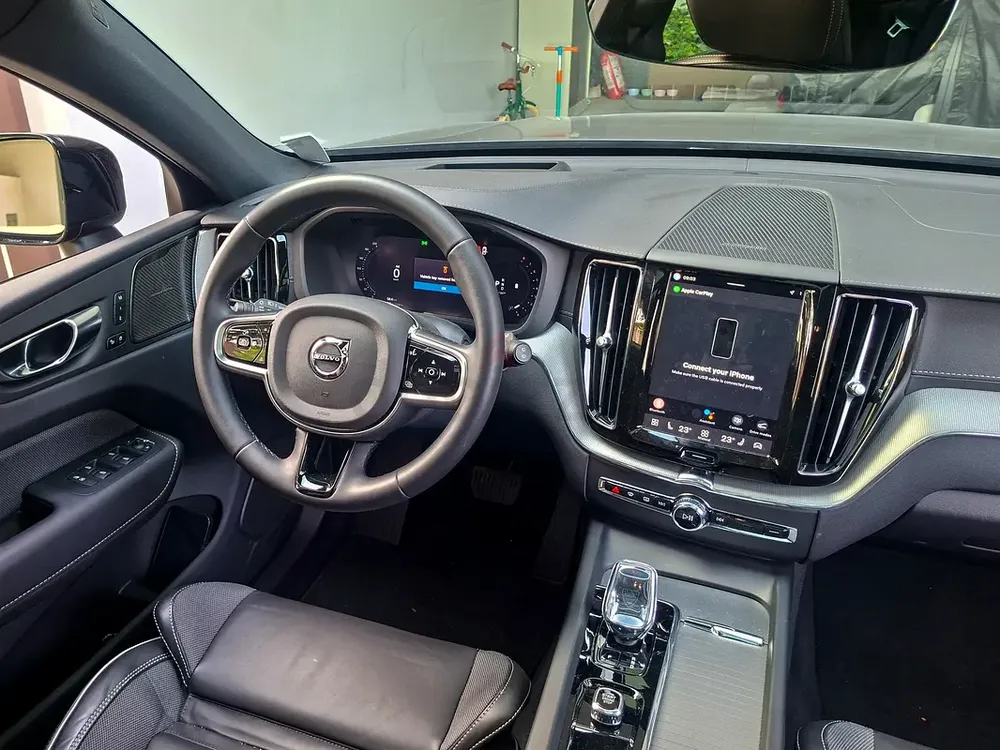 AED 2963/month | 2024 Volvo XC60 B5 Ultimate Dark | GCC Specs | Ref#458592 - Image 10