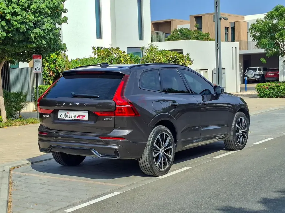 AED 2963/month | 2024 Volvo XC60 B5 Ultimate Dark | GCC Specs | Ref#458592 - Image 6