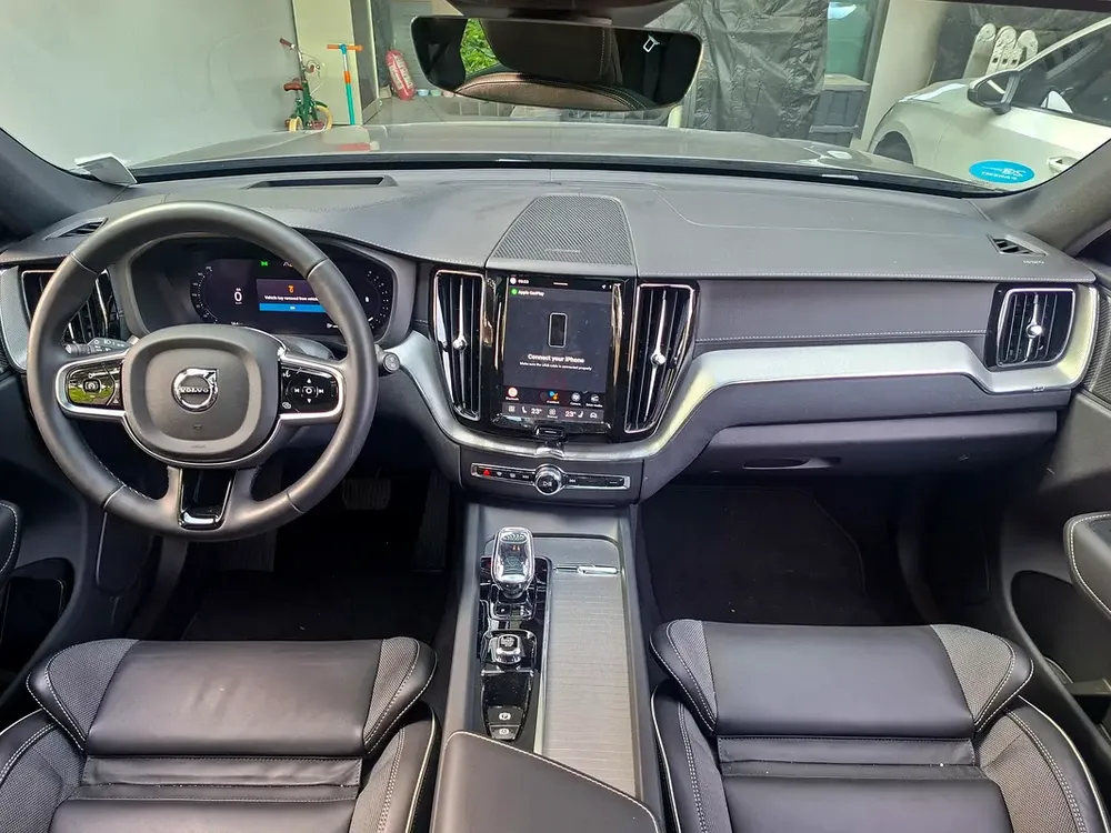 AED 2963/month | 2024 Volvo XC60 B5 Ultimate Dark | GCC Specs | Ref#458592 - Image 9
