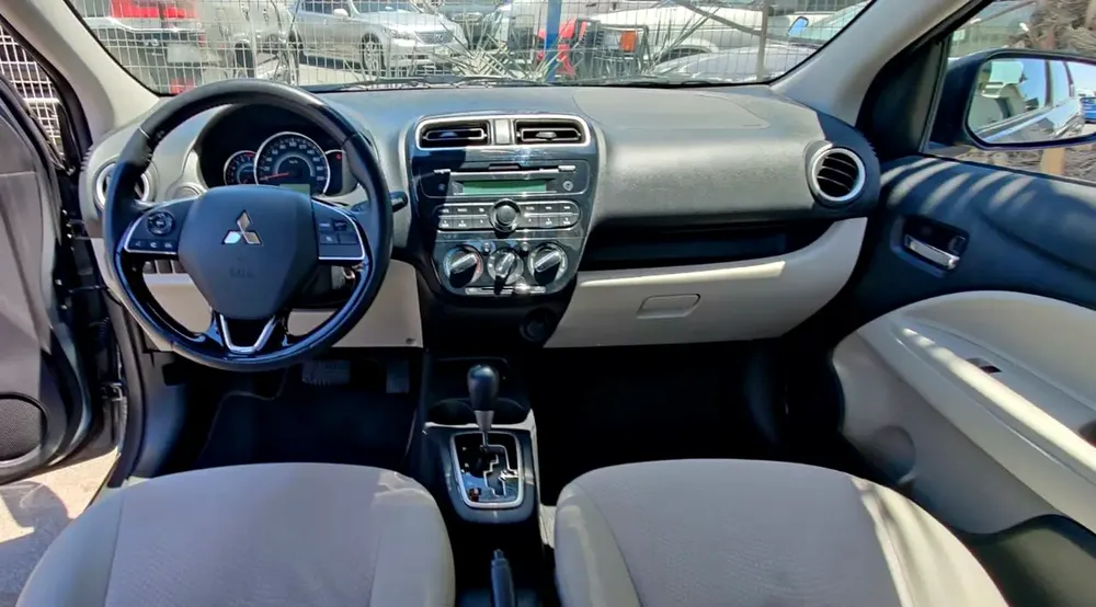Mitsubishi Attrage 2019 - Image 4