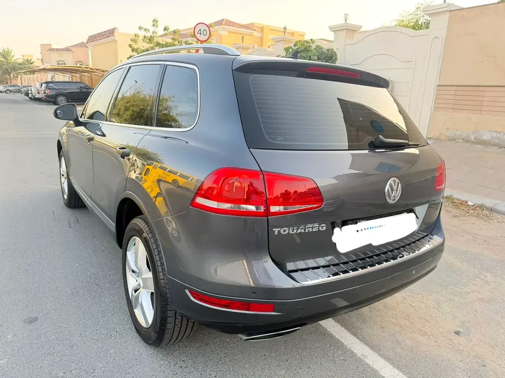 2012 VW Touareg Excellent condition - Image 8