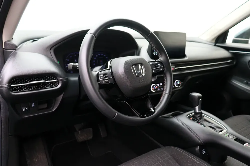 2024 ZR-V LX - 1.399AED/month - Certified Al Futtaim - Image 4
