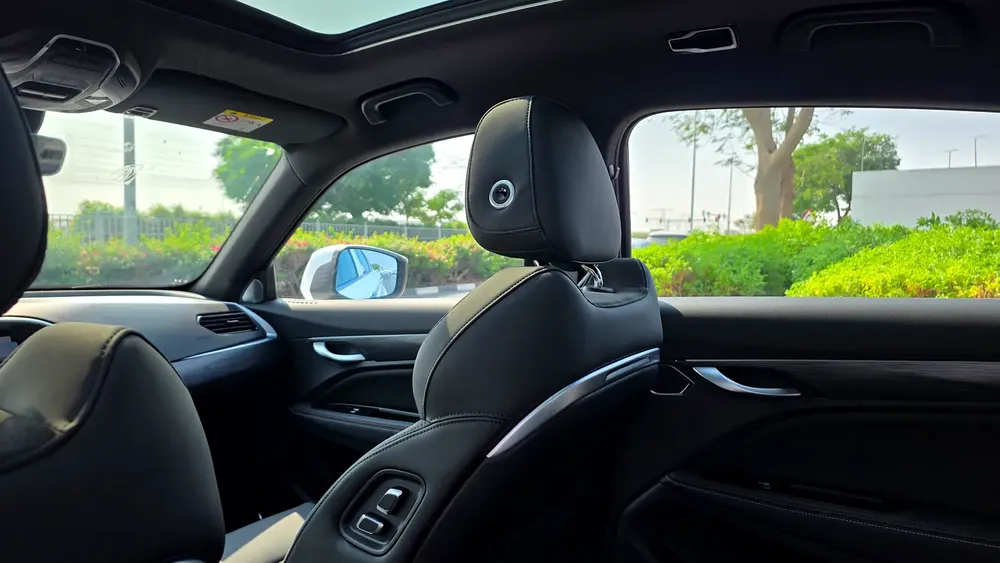 2024 BRAND NEW AWD | BOSE SOUND SYSTEM | LEATHER ALCANTARA INTERIOR - Image 13