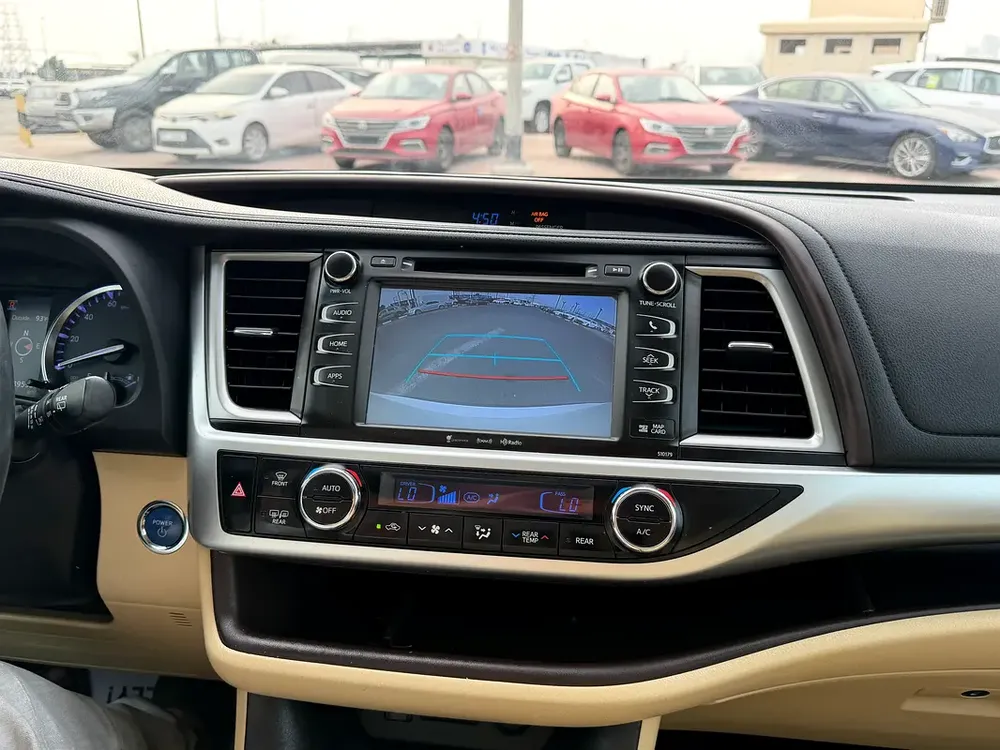 2018 TOYOTA HIGHLANDER XLE HYBRID AWD FULL OPTIONS IMPORTED FROM USA - Image 9