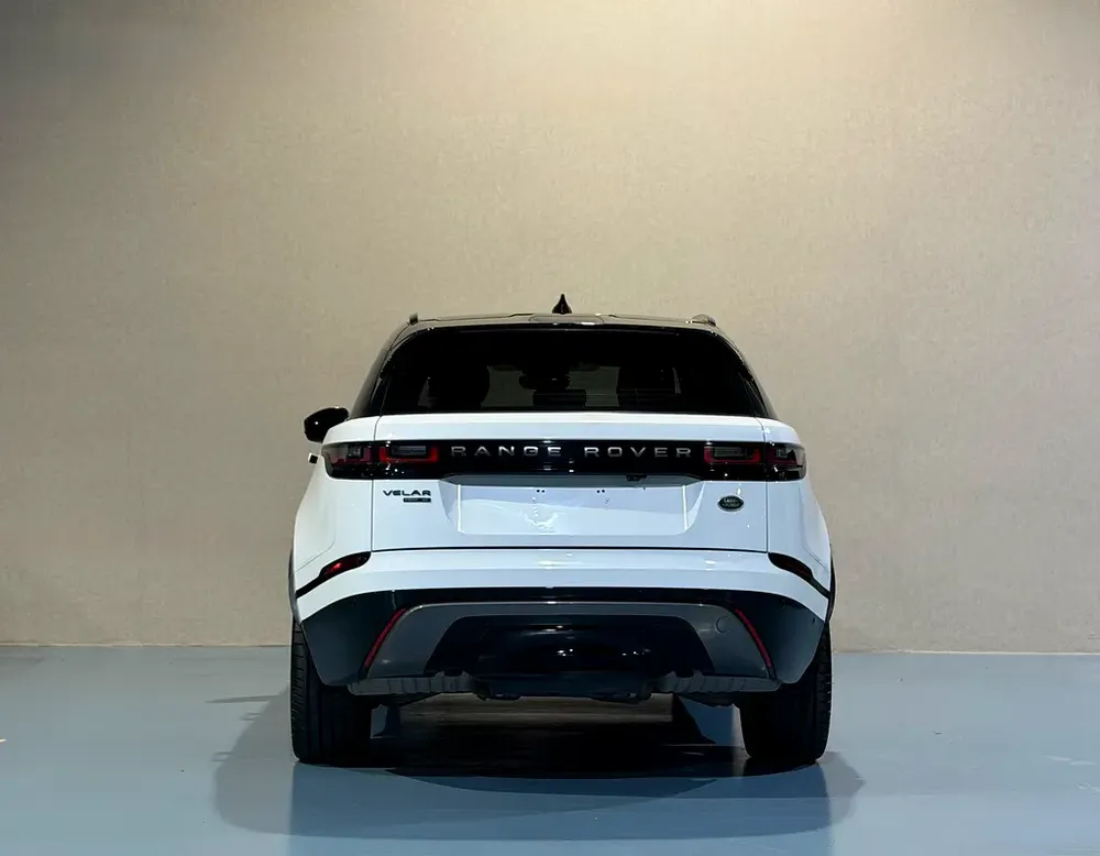 RANGE ROVER VELAR P250 SE R DINAMIC 2020 GCC FHS - Image 6