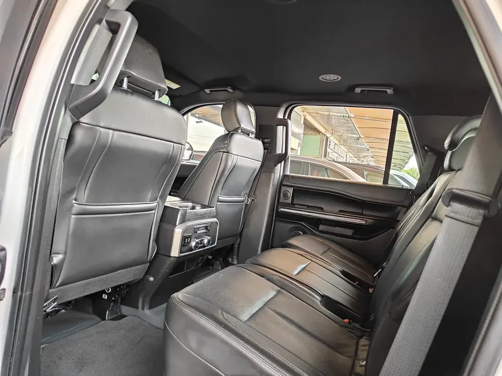 AED 950 P.M | 2018 Ford Expedition XLT | Under Warranty | GCC | - Image 15