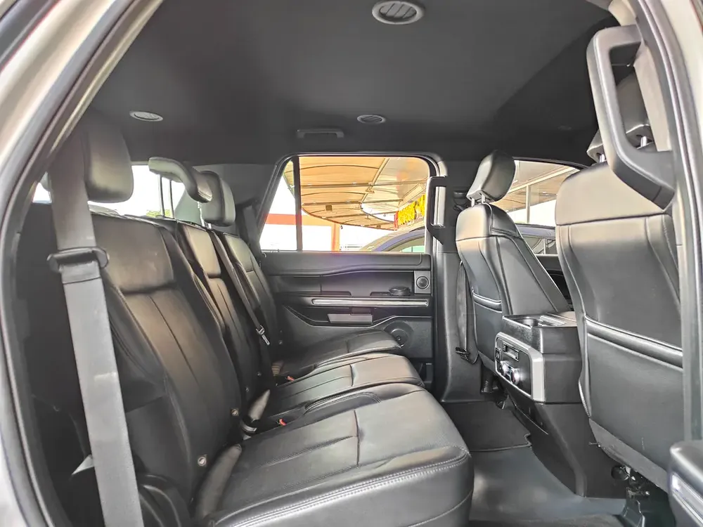 AED 950 P.M | 2018 Ford Expedition XLT | Under Warranty | GCC | - Image 18