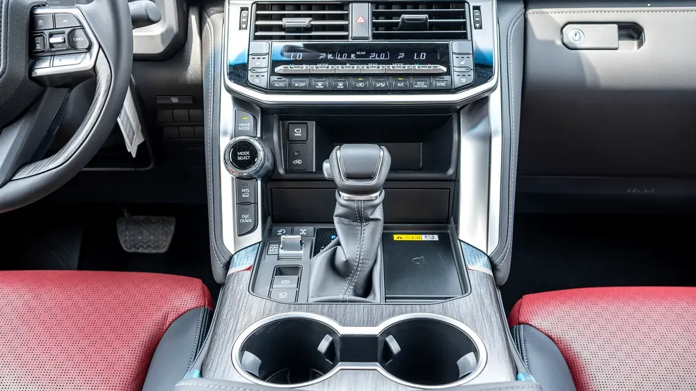 2026 Toyota Land Cruiser VXR 3.5L AT Hybrid - Image 14