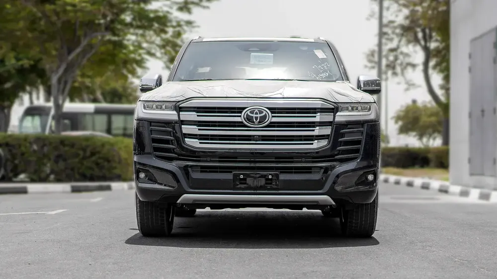 2026 Toyota Land Cruiser VXR 3.5L AT Hybrid - Image 4