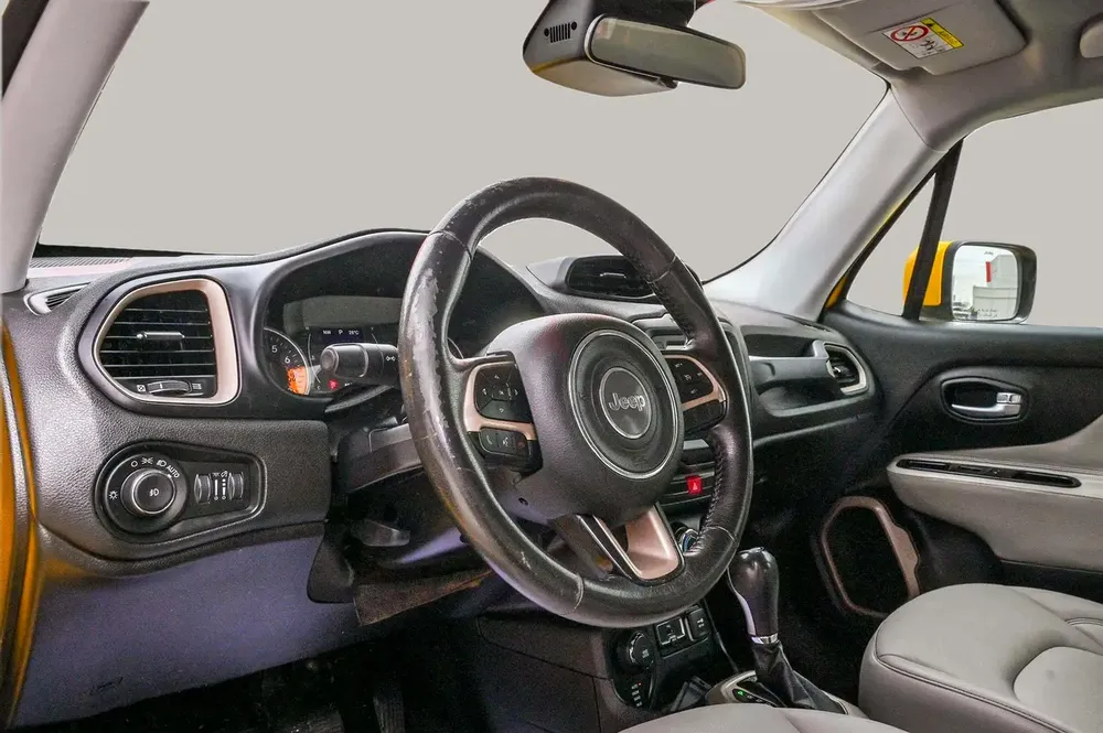 AED 1018/month | 2016 Jeep Renegade Latitude | GCC Specs | Ref#442709 - Image 11