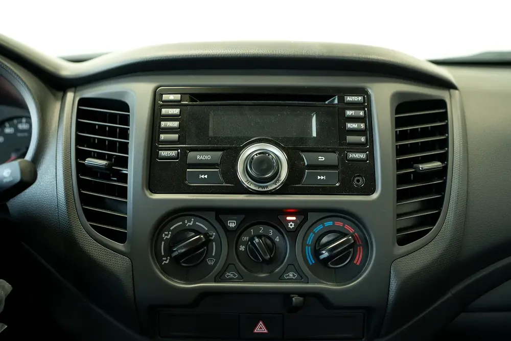 Mitsubishi L200 Double Cab 2023 2WD Diesel New car - Image 5