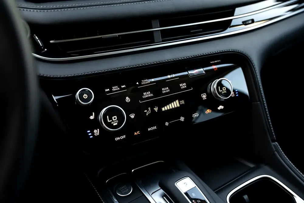 Infiniti QX60 Sensory 2025 Brand New 0kms 3.5L V6 GCC - Image 6