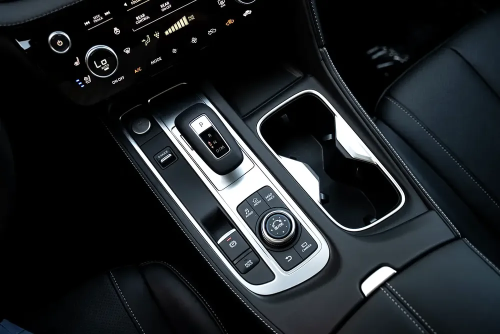 Infiniti QX60 Sensory 2025 Brand New 0kms 3.5L V6 GCC - Image 7