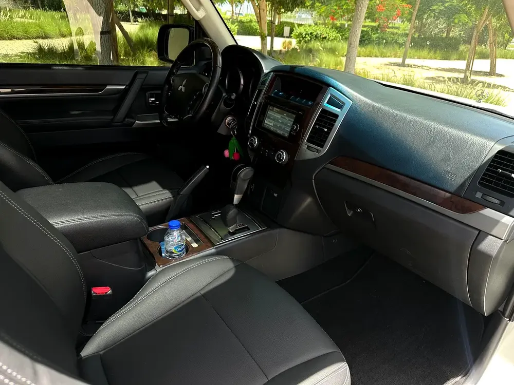 Mitsubishi Pajero GLS 2018 | GCC Specs | Well Maintained - Image 11