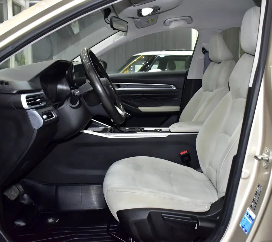 AED 539 EMi for 5Yrs | Geely Emgrand 1.5L ( 2024 Model ) in Golden Color GCC Specs - Image 10