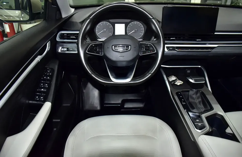 AED 539 EMi for 5Yrs | Geely Emgrand 1.5L ( 2024 Model ) in Golden Color GCC Specs - Image 12