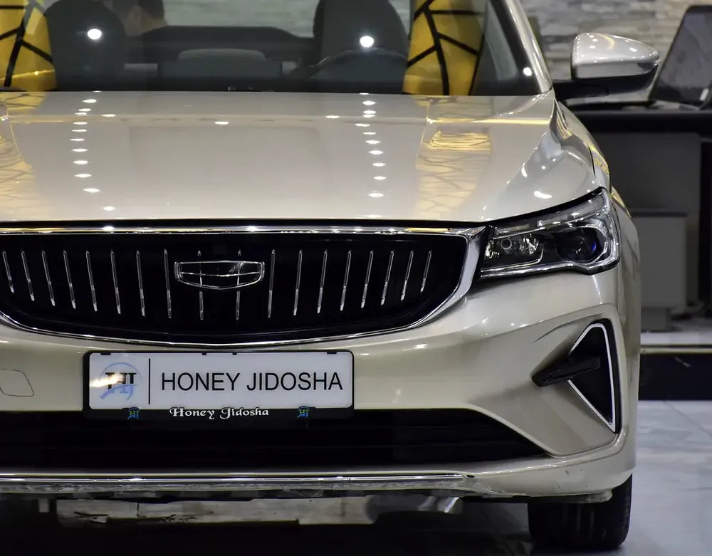 AED 539 EMi for 5Yrs | Geely Emgrand 1.5L ( 2024 Model ) in Golden Color GCC Specs - Image 4