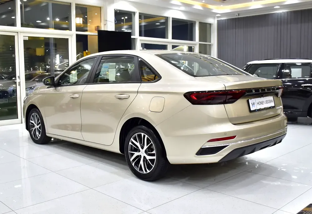 AED 539 EMi for 5Yrs | Geely Emgrand 1.5L ( 2024 Model ) in Golden Color GCC Specs - Image 7