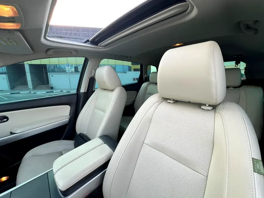7 Seater 2016 Mazda CX-9 GT AWD GCC LOW KM | ONLY Full Option | Loan  Credit Available - Image 10