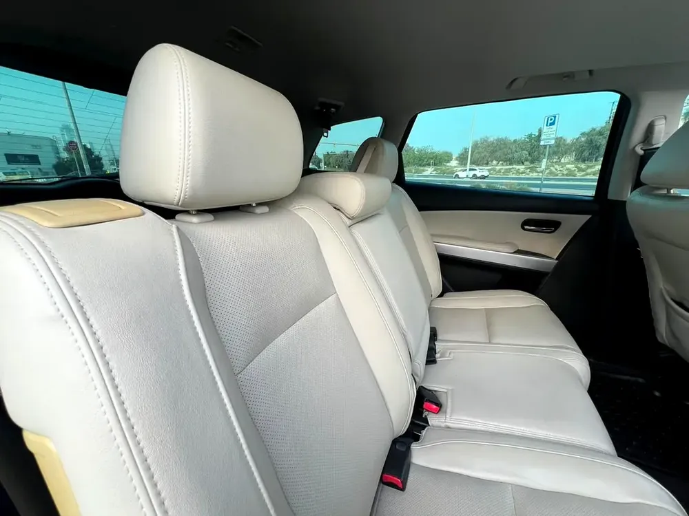 7 Seater 2016 Mazda CX-9 GT AWD GCC LOW KM | ONLY Full Option | Loan  Credit Available - Image 11