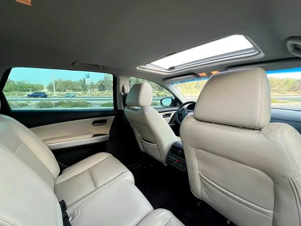 7 Seater 2016 Mazda CX-9 GT AWD GCC LOW KM | ONLY Full Option | Loan  Credit Available - Image 12
