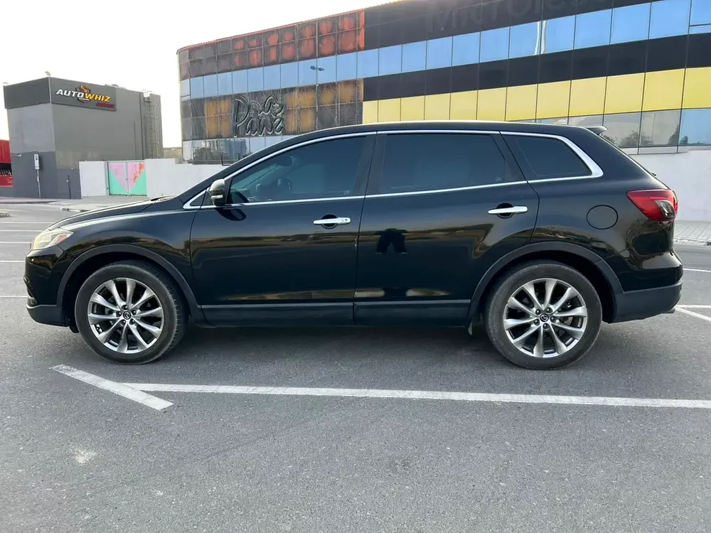 7 Seater 2016 Mazda CX-9 GT AWD GCC LOW KM | ONLY Full Option | Loan  Credit Available - Image 4
