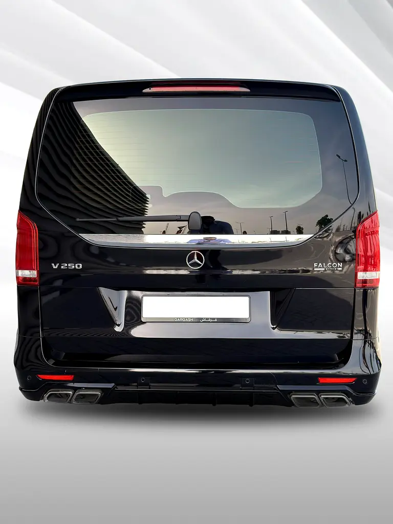 2022 Gargash Mercedes-Benz V-Class V 250 GCC Specs | Low Mileage | Luxury 7-Seater - Image 6