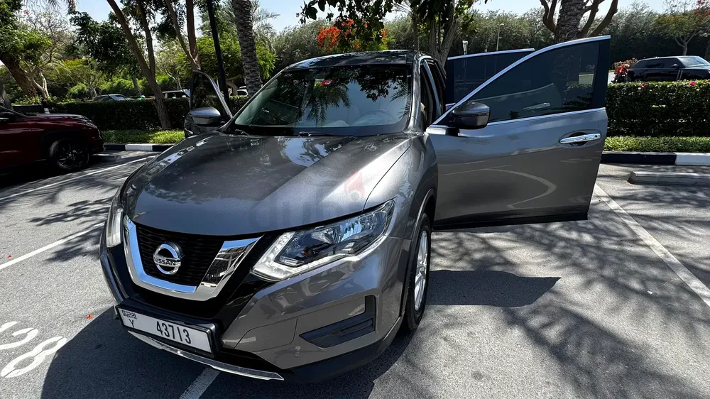 Nissan X-Trail 2020 GCC Specs - Reliable Family SUV - Image 6