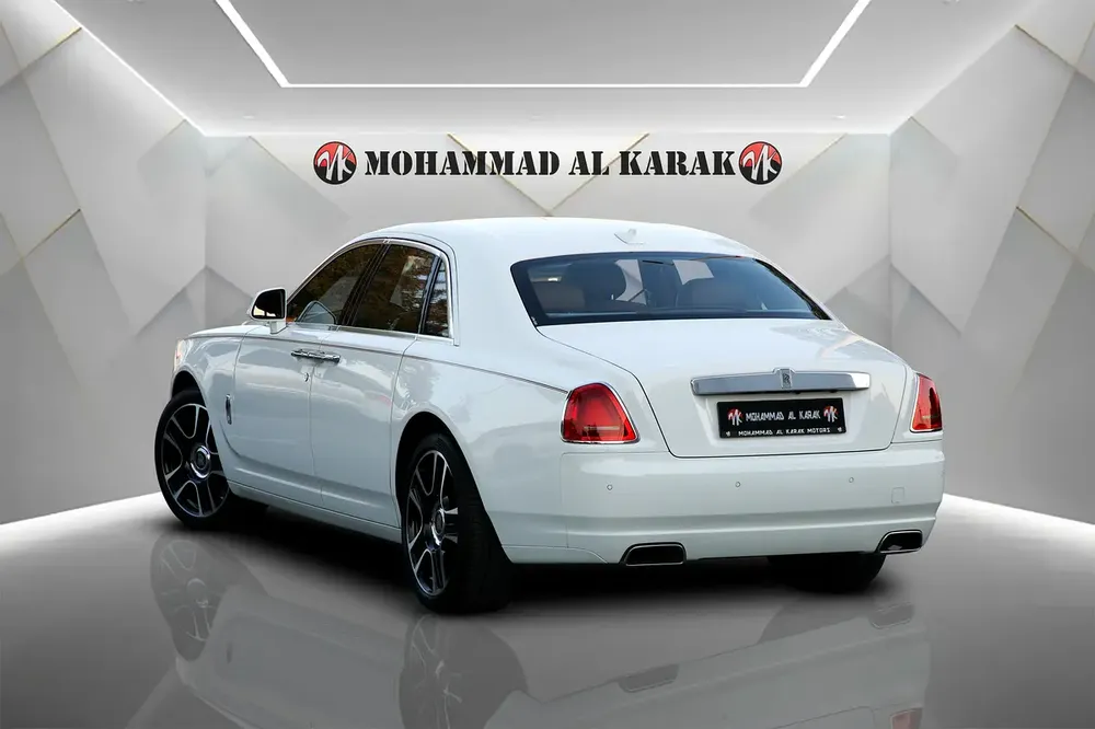ROLLS ROYCE GHOST - 2017 - GCC - SPECIAL EDITION - FULLY LOADED - AMAZING CONDITION - Image 6